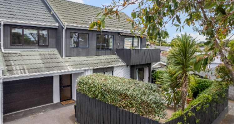 2/42 Shackleton Road_0