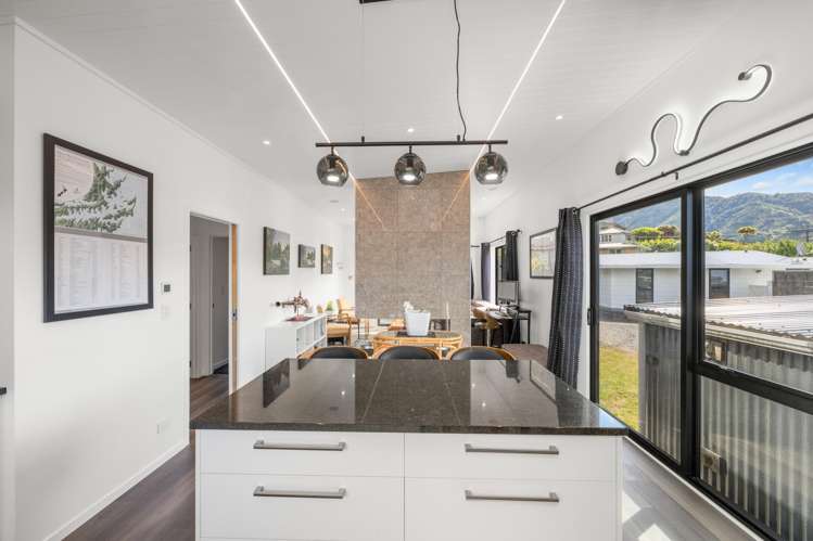 4a Seaview Crescent Picton_12