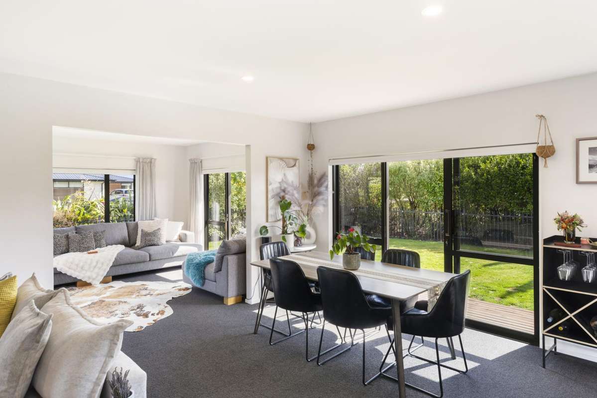 22B Stanford Way_5