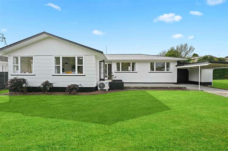 5 Sutton Crescent Hillcrest_22