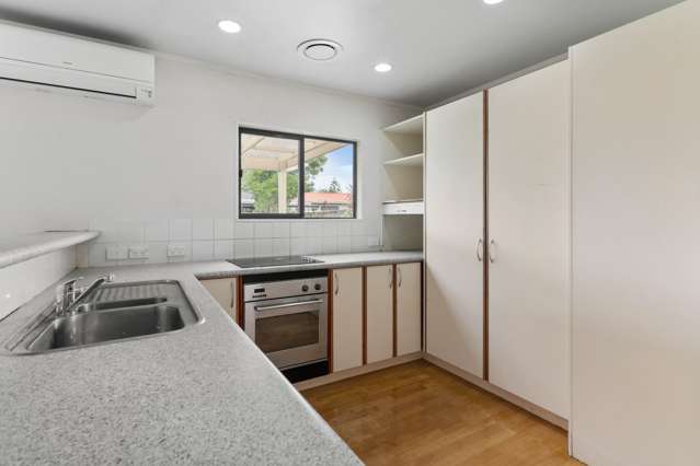 9 Bill Phillip Place Clendon Park_4