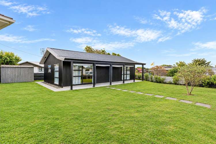 111 & 111a Puriri Street Hawera_15