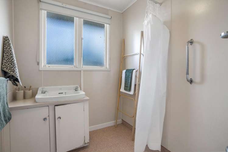 326 Great North Road Winton_11
