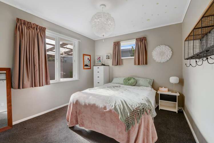 1/14 Roband Avenue Glenfield_11