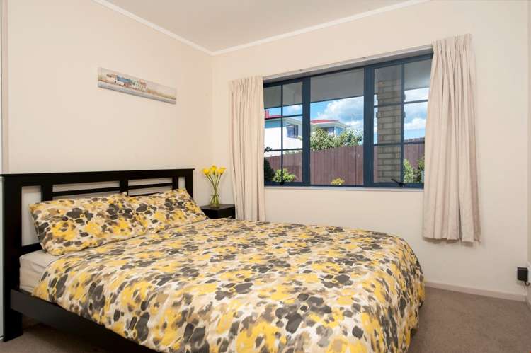 30a Buscomb Avenue Henderson_6