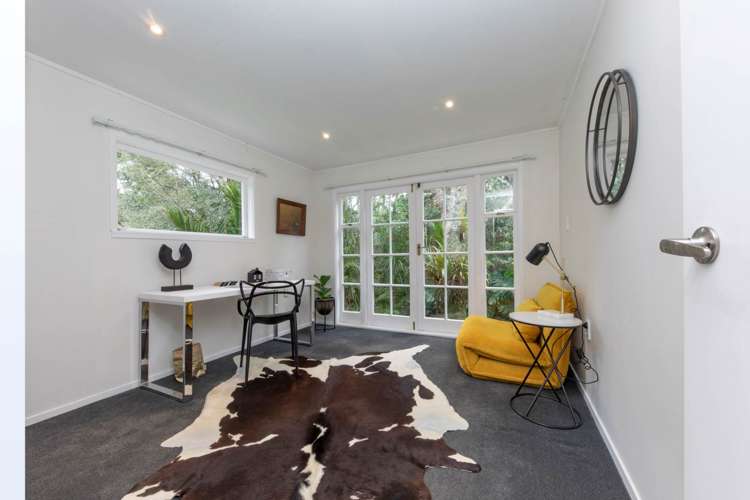 63 Rimutaka Place Titirangi_15