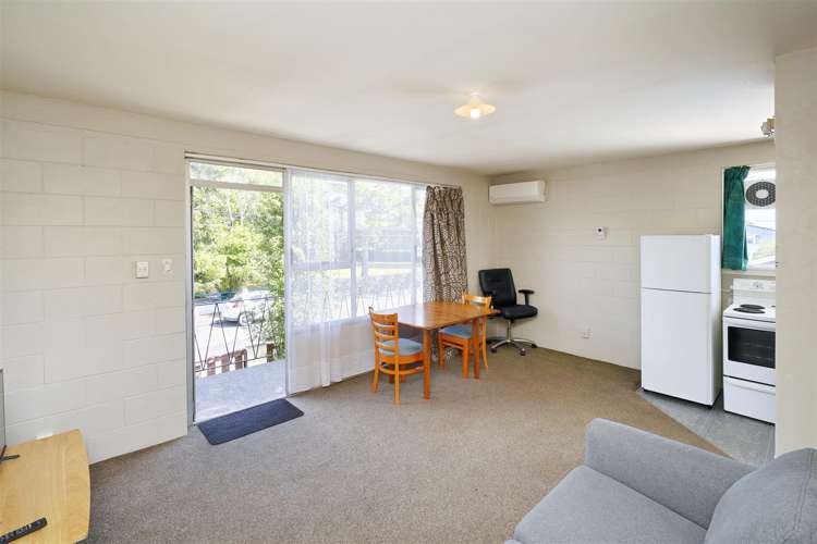 2 Raglan Street Phillipstown_15