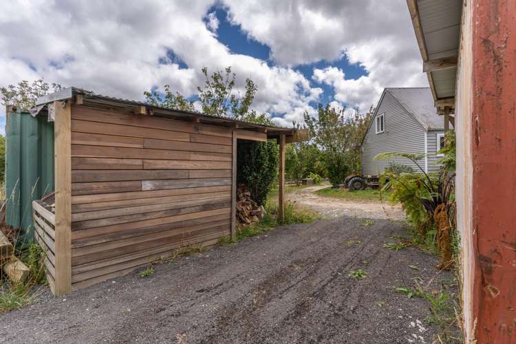 58 Colletts Road Mangaroa_35