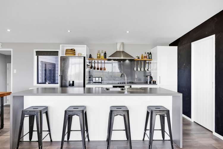 178 Rugby Road Tariki_15