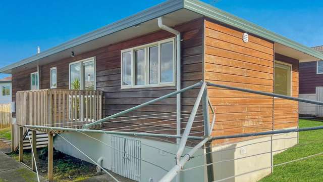 Convenient Family Living in the Heart of Massey