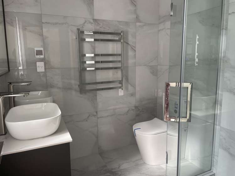 2 Koromeke Street Flat Bush_7