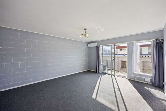 1/32 Don Croot Street Kingsland_2