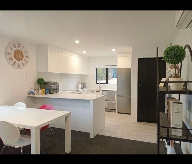 216A Lake Road Northcote_1