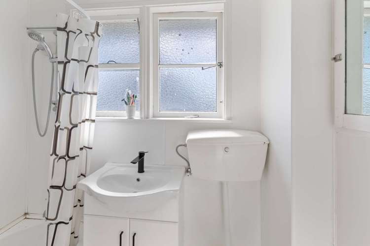 75 Swiss Avenue Gonville_12