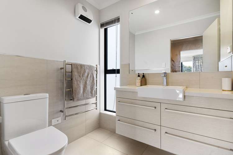 61 Costa Viva Crescent Karaka_20