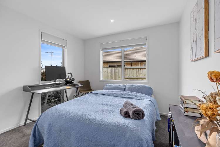 110 Puhirake Crescent Pyes Pa_18