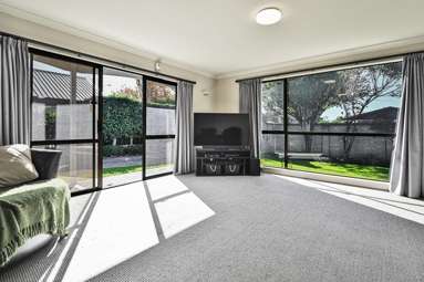 1217 Louie Street_2