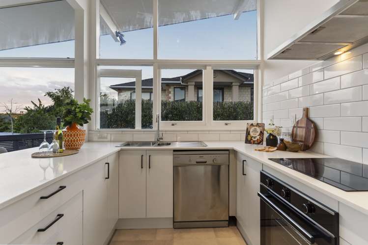 102a Aranui Road Mount Wellington_5