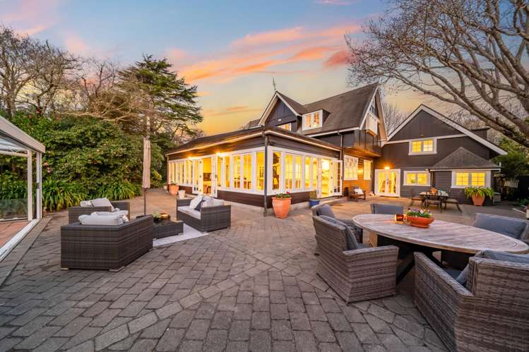 291 Fergusson Drive Heretaunga_24