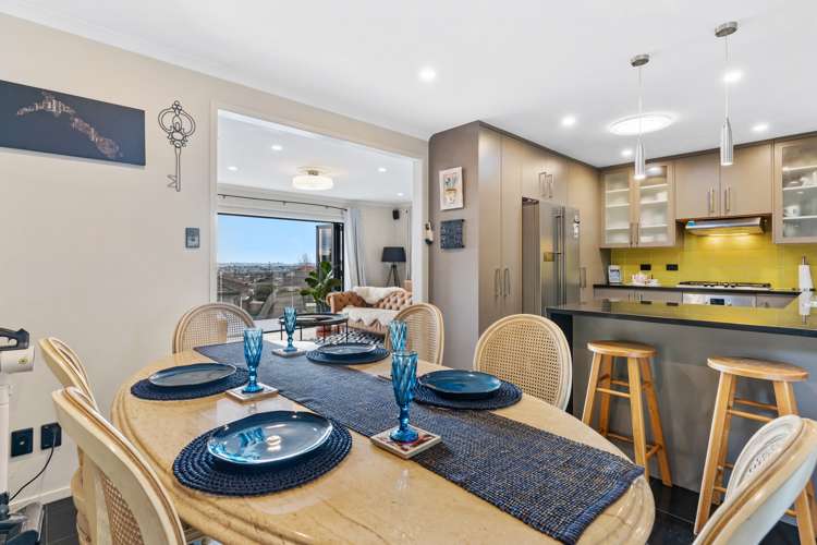 10a Gwenand Place Botany Downs_7