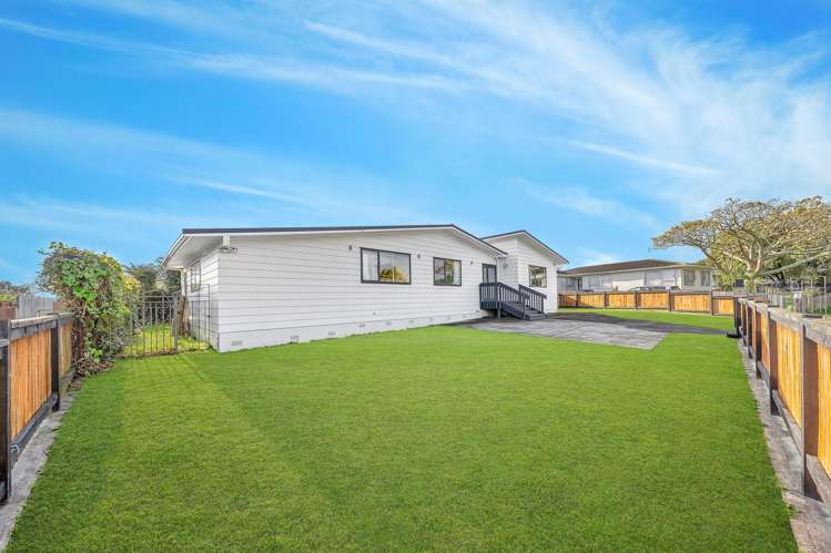 12 Sunlands Drive Manurewa_19