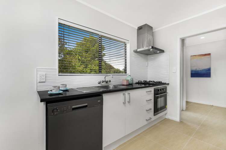 79 Palmers Road Clendon Park_13