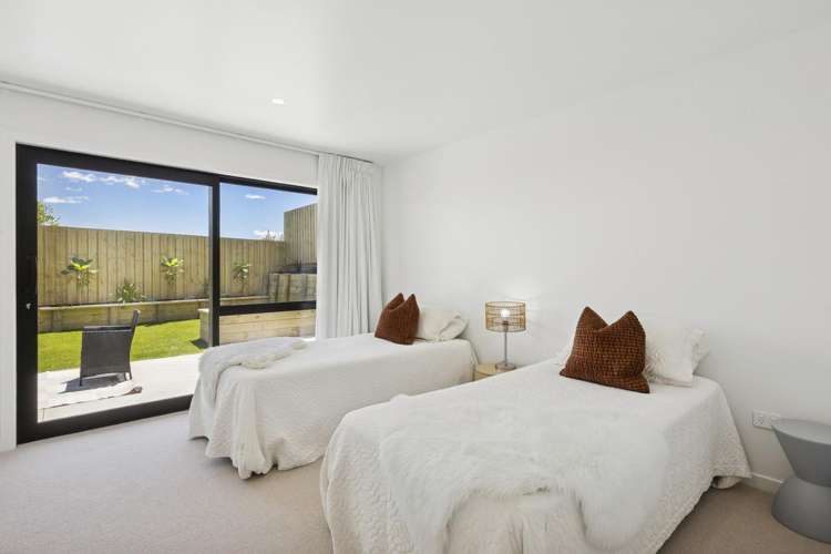 B/17 Merchiston Street Andersons Bay_15