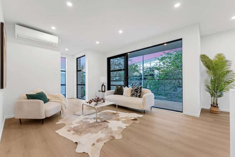 2-7/1 Waiohua Road Greenlane_5