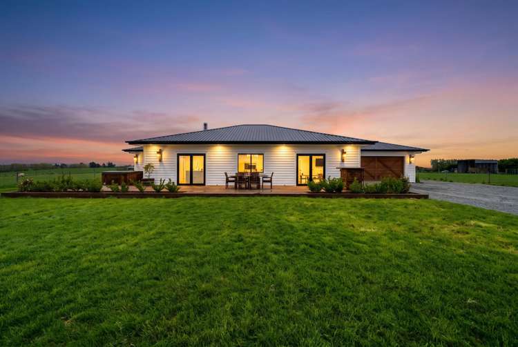 29 Humphries Road Waimumu_1