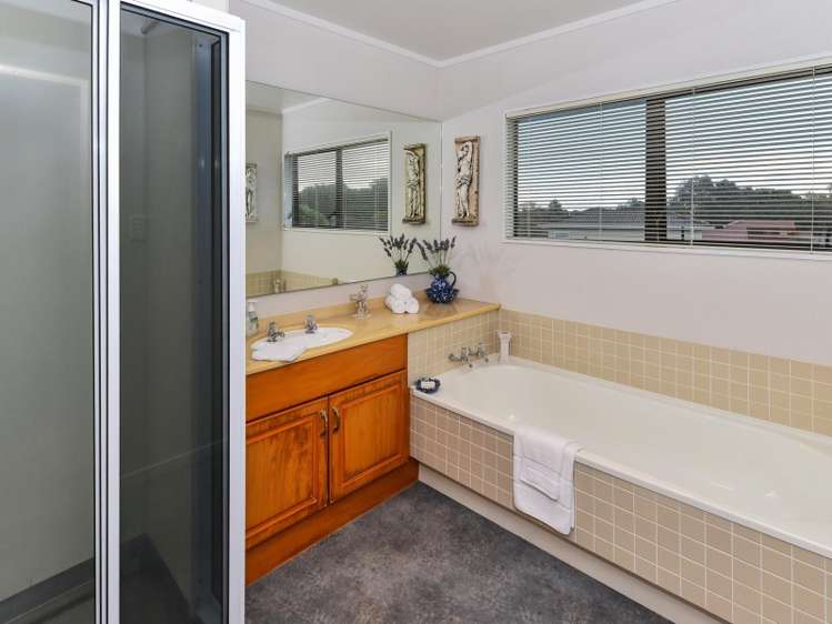 6 Rarahu Place The Gardens_18