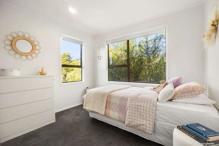 22 Pisces Road Glen Eden_9