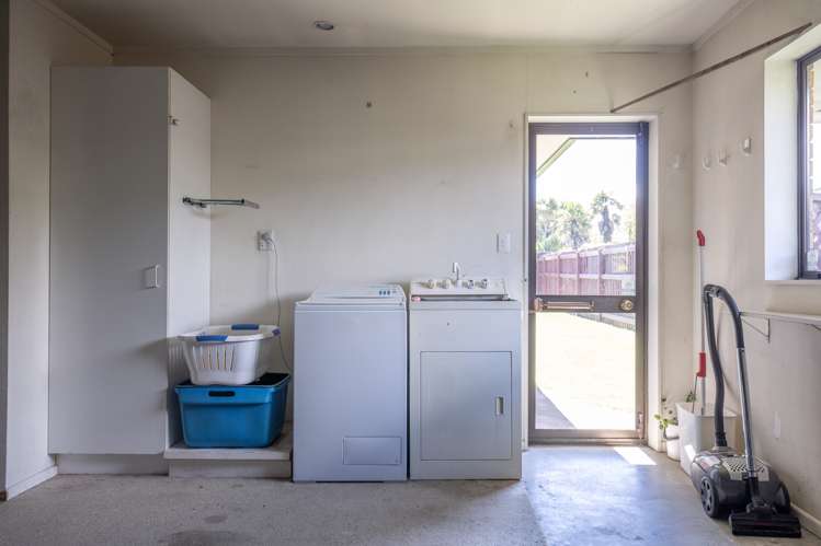 12 Coleridge Place Stoke_14