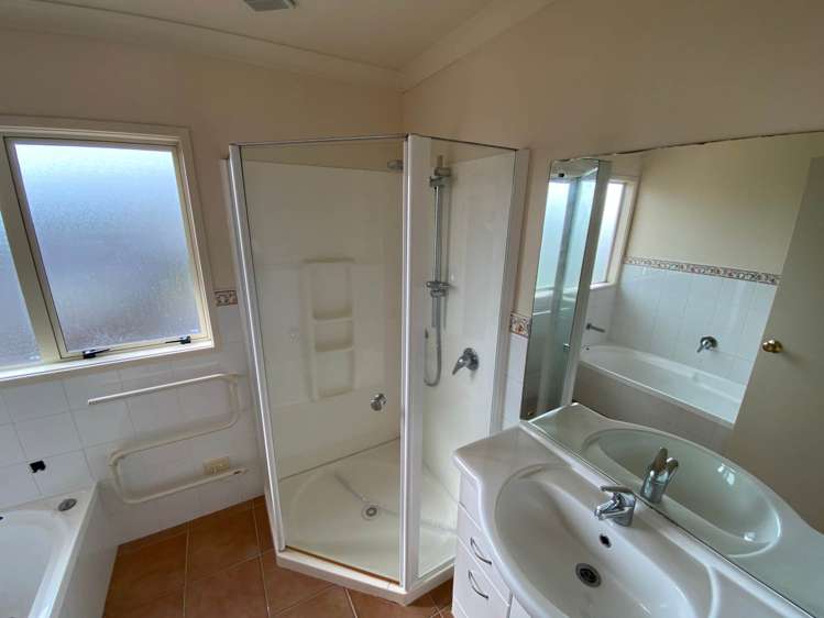968 Whangaparaoa Road Manly_12