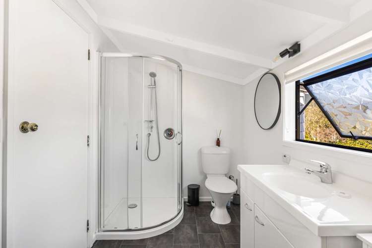 12 Black Street Stoke_18