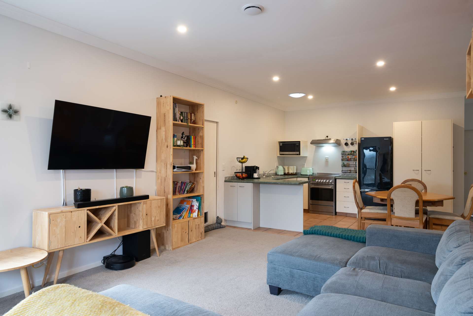 2/402 Cambridge Terrace Naenae_0