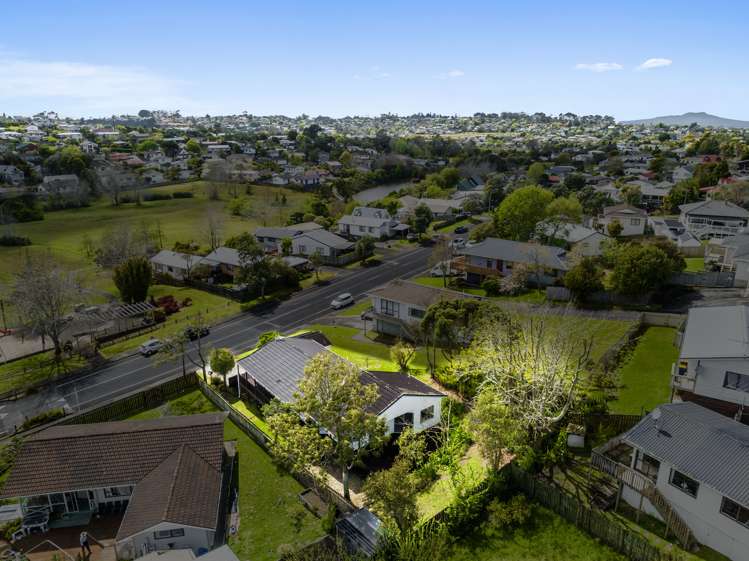 63 Trias Road Totara Vale_24