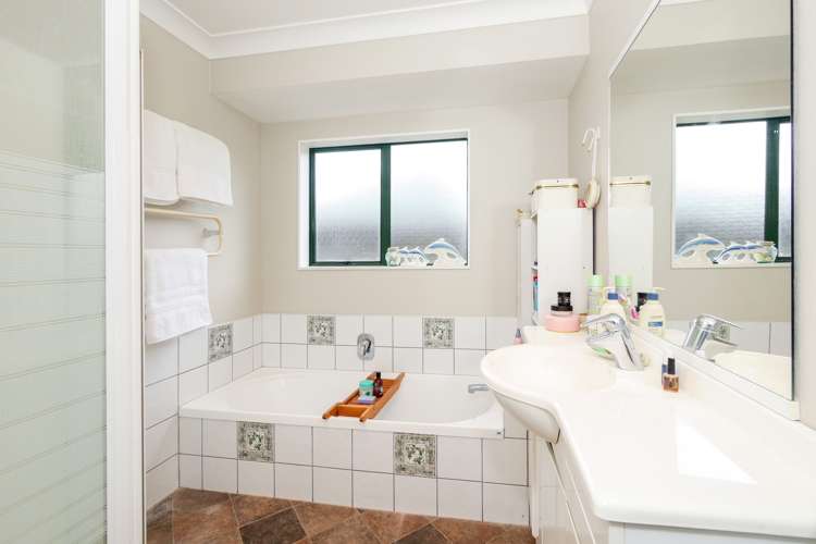 13a Oakwood Place Pukekohe_9