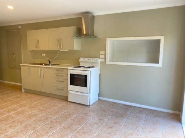 83A Advene Road 10667_4