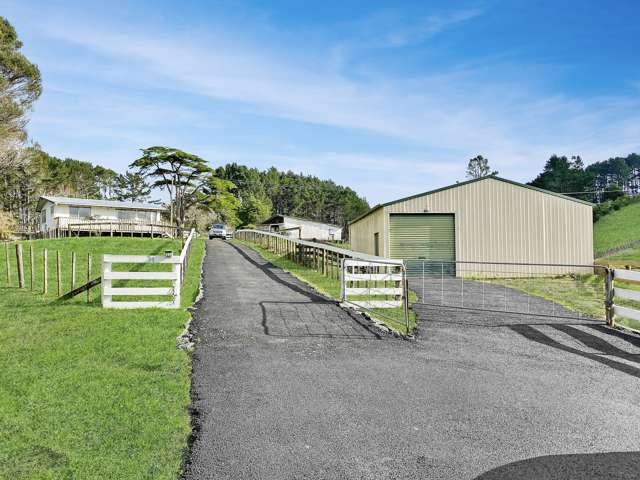 33 Anzac Valley Road Waitakere_4