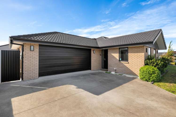 16 Spitfire Drive Burleigh_16