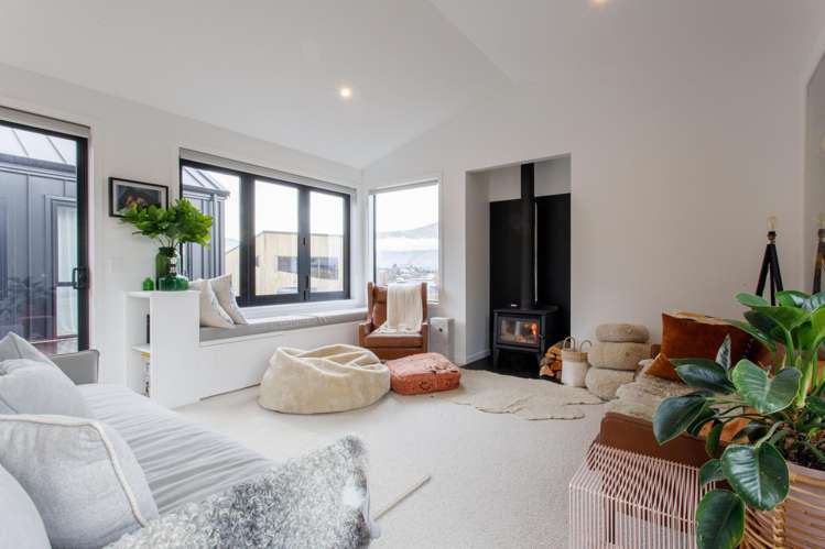 2 Fenton Avenue Wanaka_3