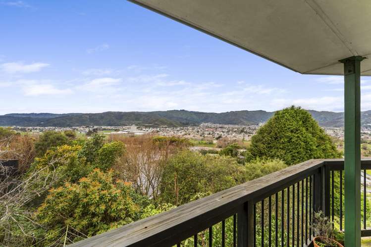 26 Gurney Road Kelson_17