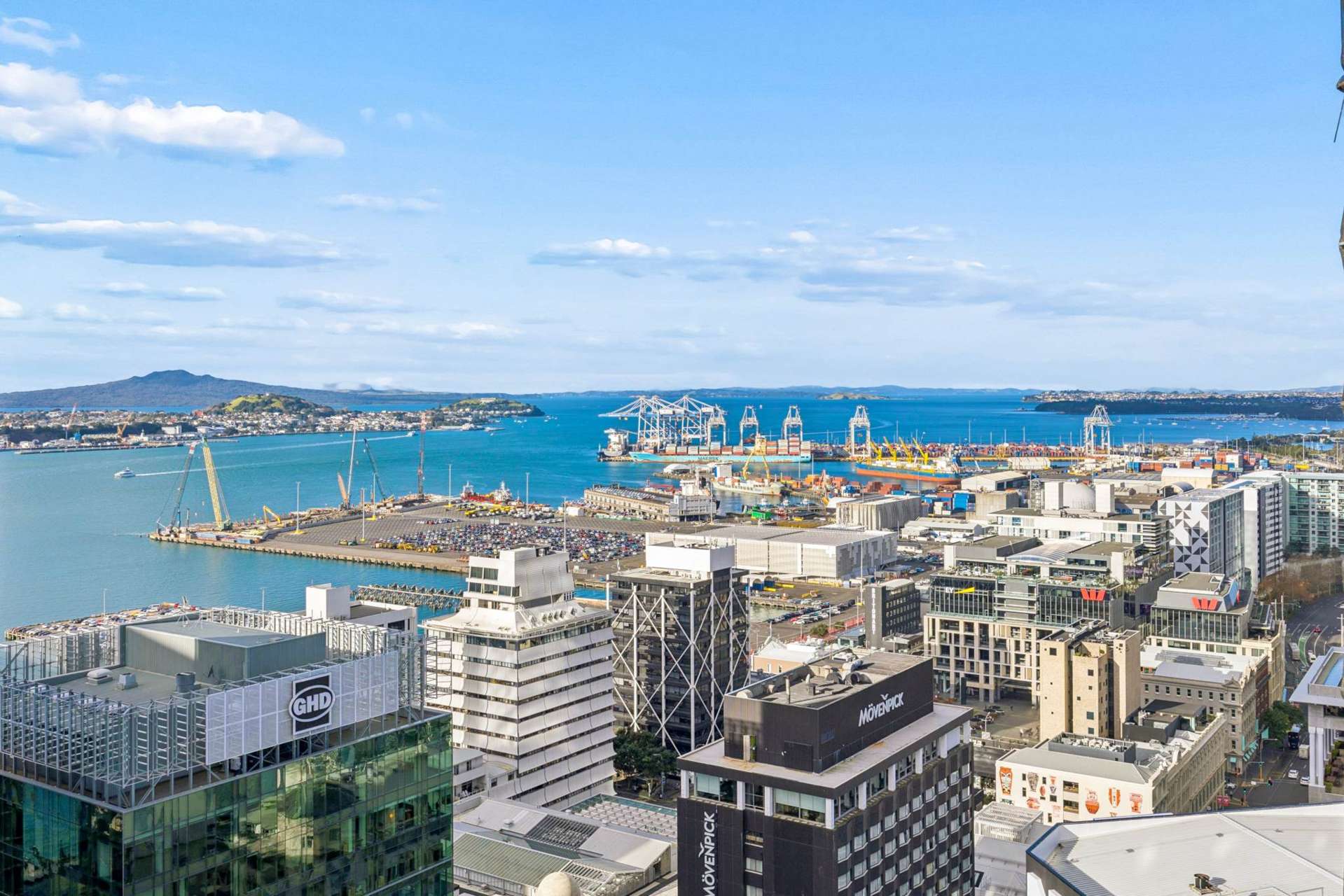 2703/8 Albert Street City Centre_0
