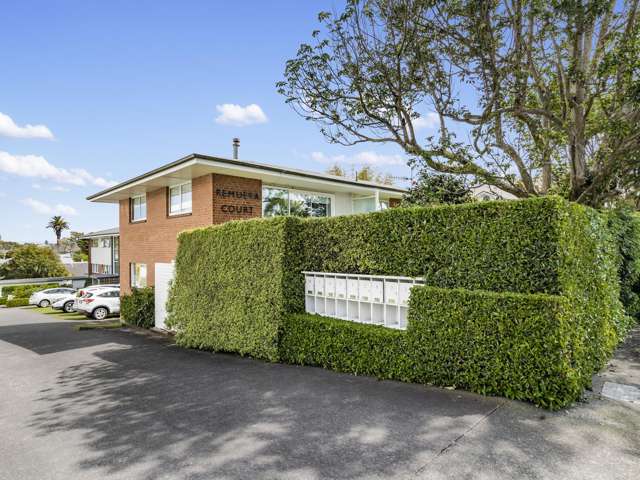 Golden DGZ Opportunity - Remuera Apartment