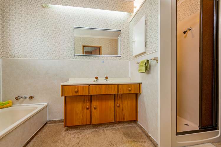 16 Suffolk Crescent Feilding_9