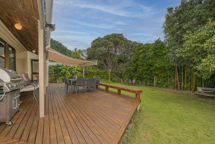 1227 Hikuai Settlement Road Pauanui_12