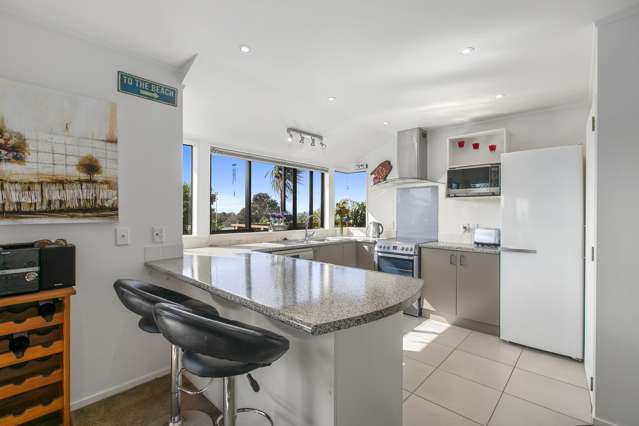 9 Dobell Road Stanmore Bay_4