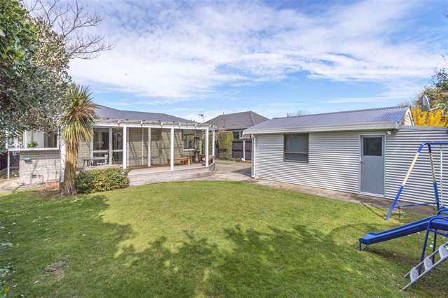 5 Helmsdale Street Burwood_1