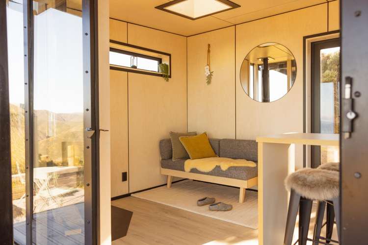 74 Te Wai Komaru Way Makara_5