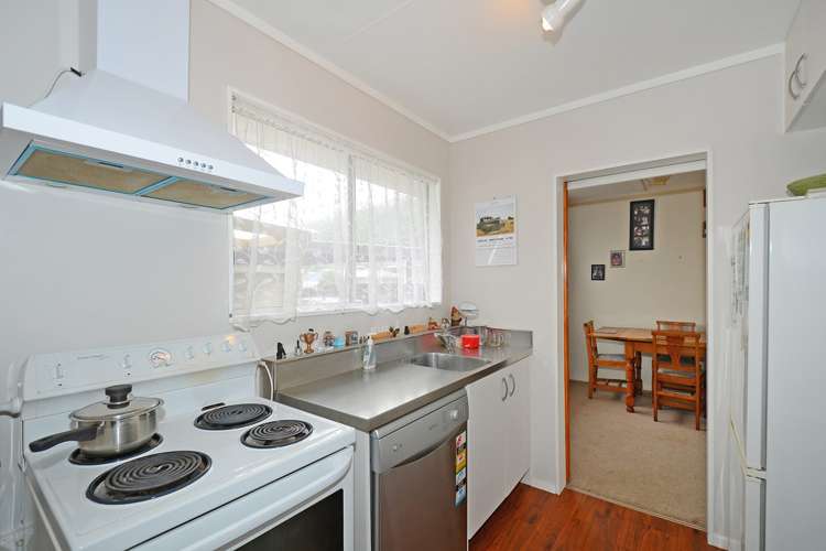21 Tacoma Drive Totara Park_8